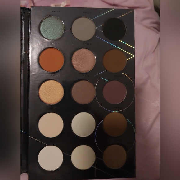 NEW Zoeva warm spectrum eyeshadow palette - Picture 4 of 6